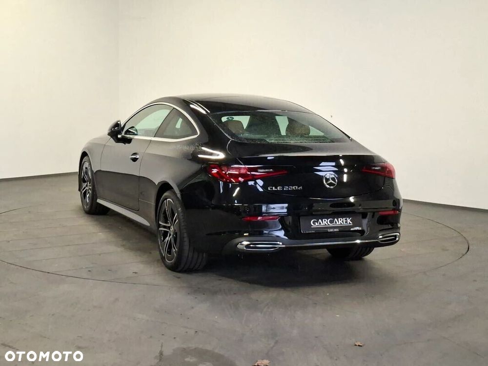 Mercedes-Benz CLE - 10