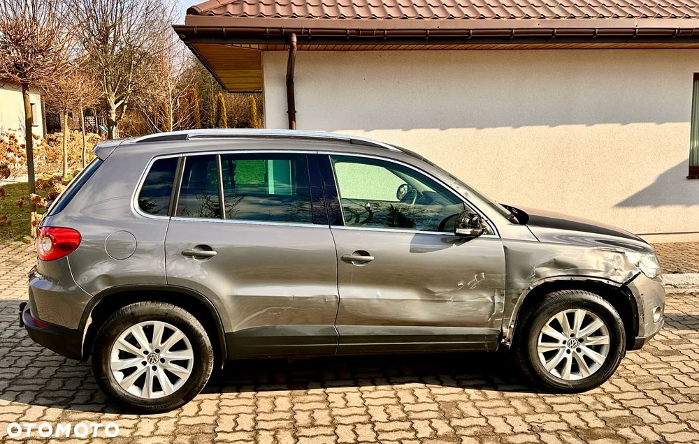 Volkswagen Tiguan - 11