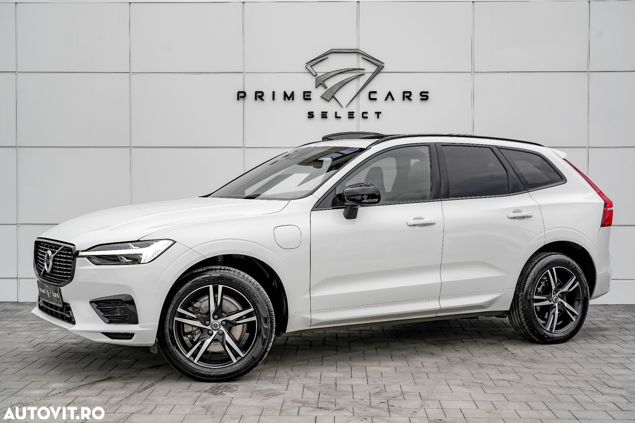 Volvo XC 60 T6 AWD Recharge Geartronic RDesign - 21