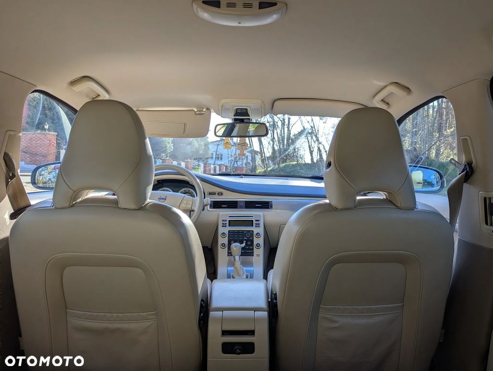 Volvo V70 - 17