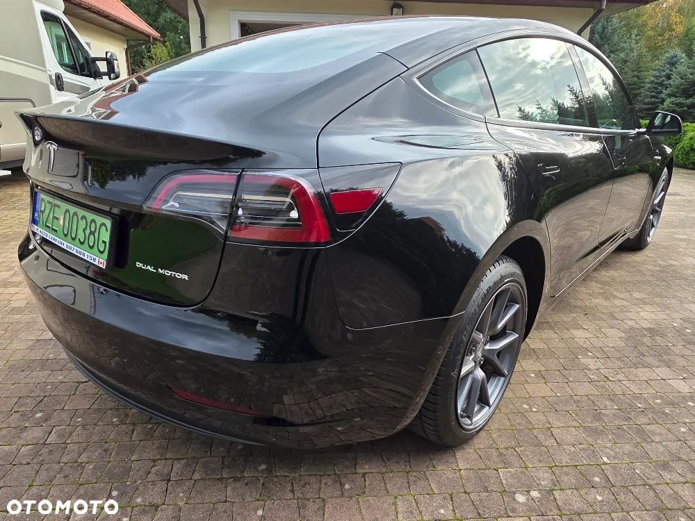 Tesla Model 3 Langstreckenbatterie Allradantrieb Dual Motor - 15