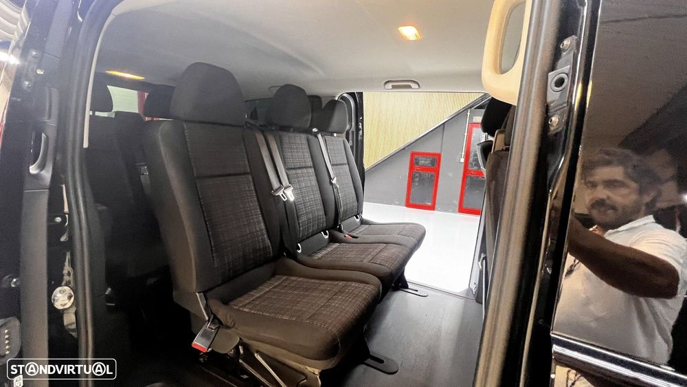 Mercedes-Benz Vito Extra-Longa Aut. SHUTTLE - 33