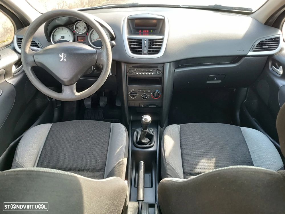 Peugeot 207 1.4 HDi Sport - 12