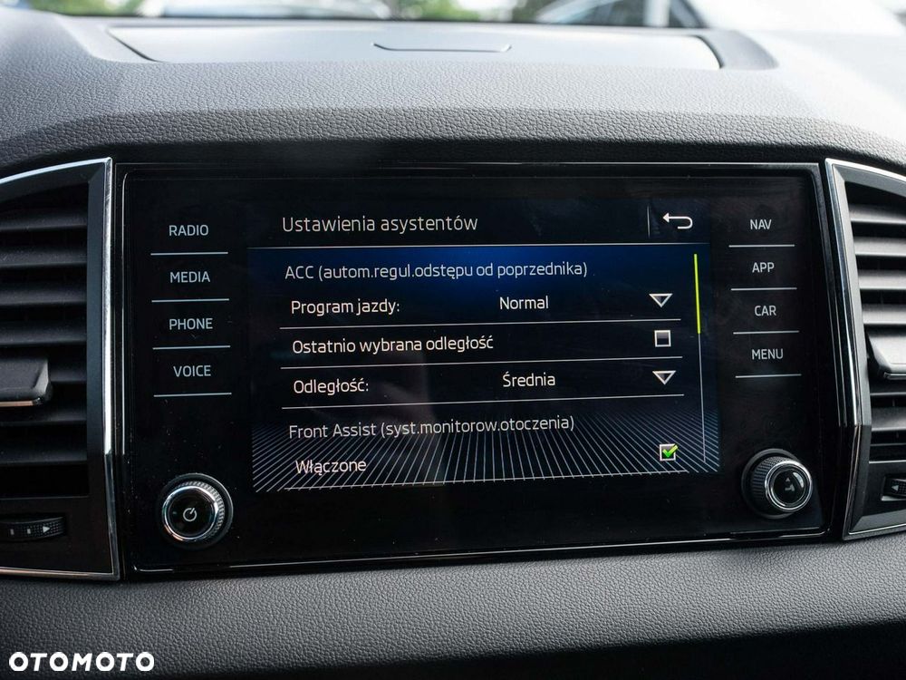 Skoda Karoq 1.6 TDI SCR 4x2 Style DSG - 25