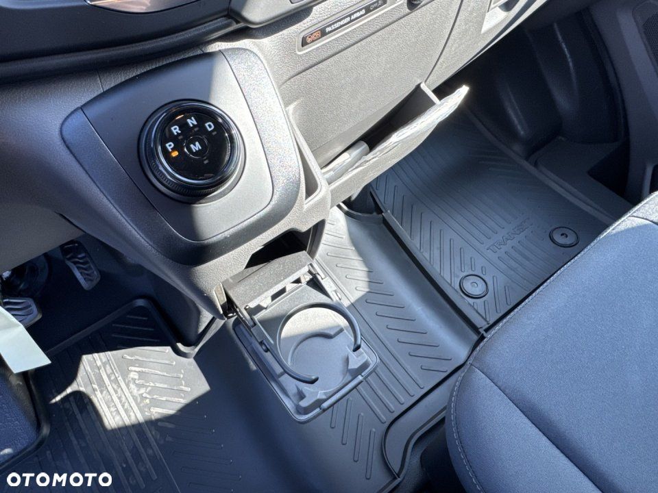 Ford Transit - 15