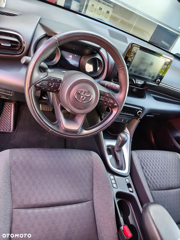 Toyota Yaris - 14