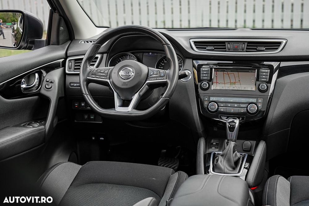 Nissan Qashqai 1.7 dCi Xtronic ALL-MODE 4x4i TEKNA+ - 13