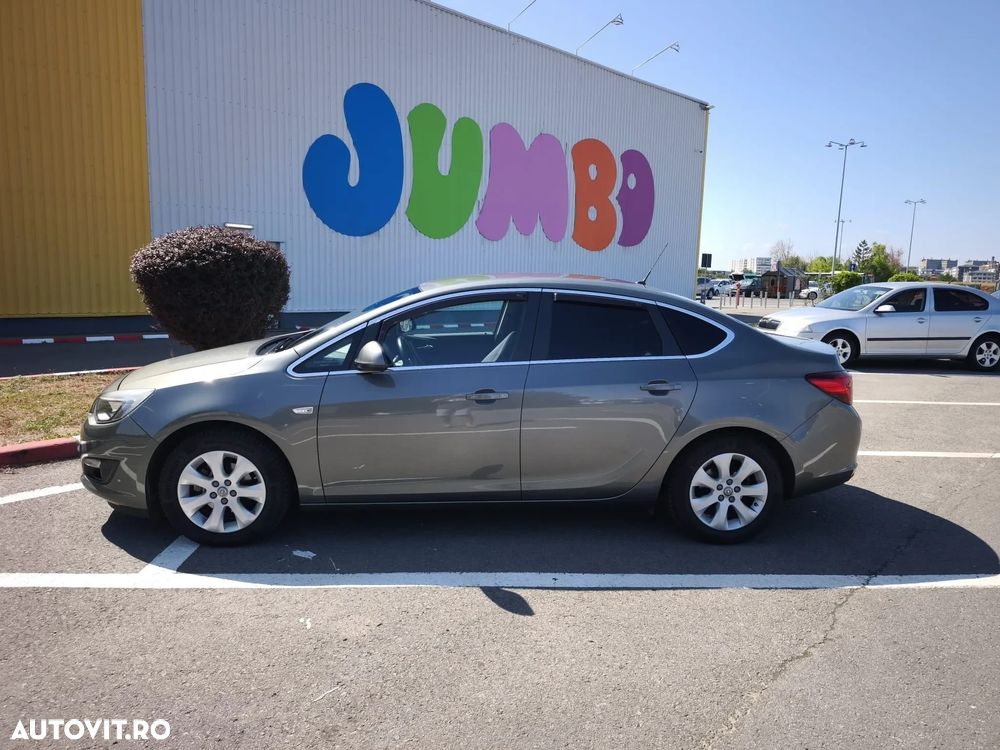Opel Astra 1.4 ECOTEC Turbo Enjoy - 2