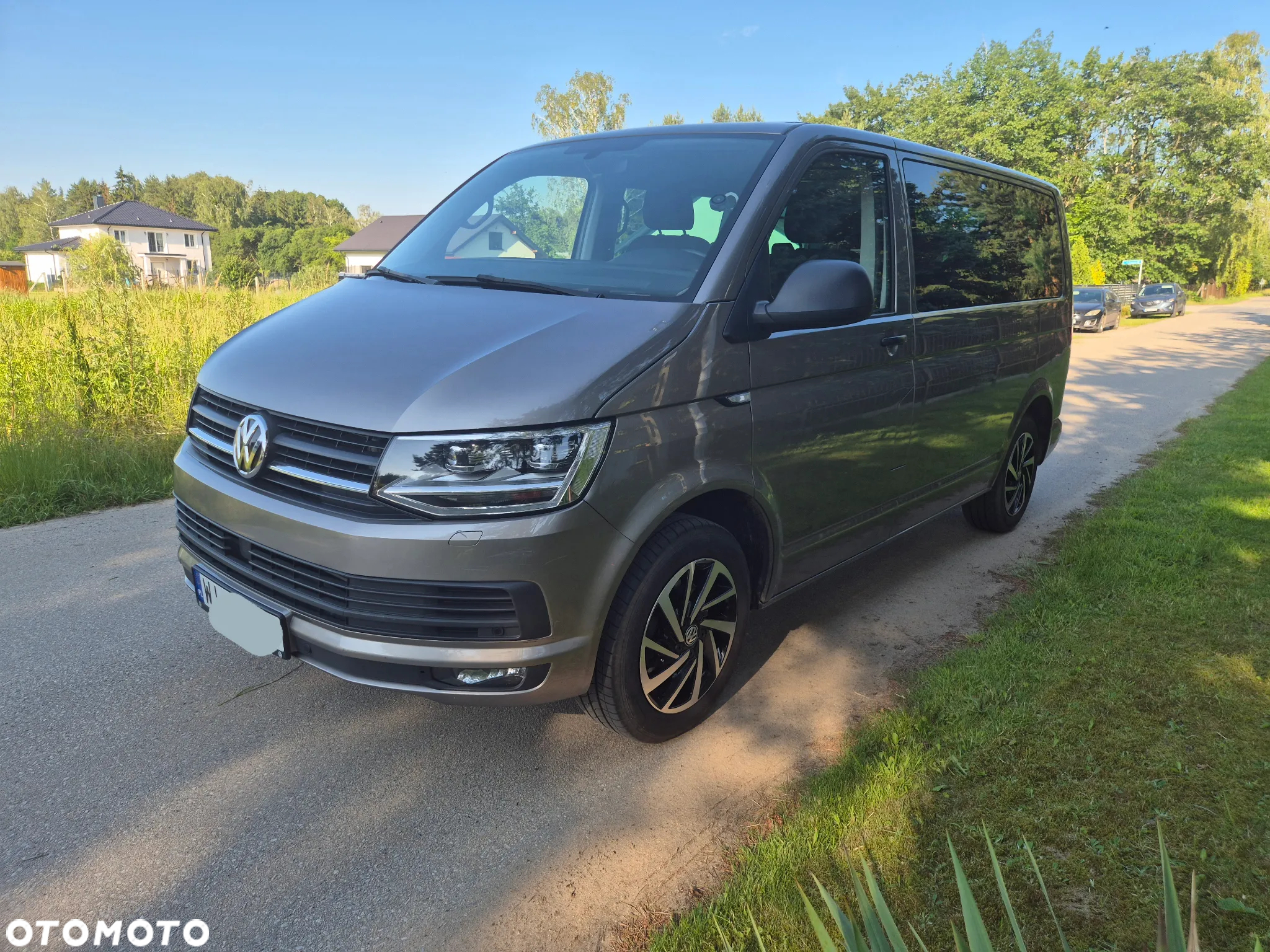 Volkswagen Multivan 2.0 TDI L1 Comfortline DSG - 9
