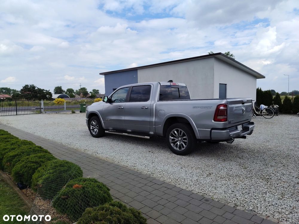 RAM 1500 5.7 Crew Cab Laramie - 6