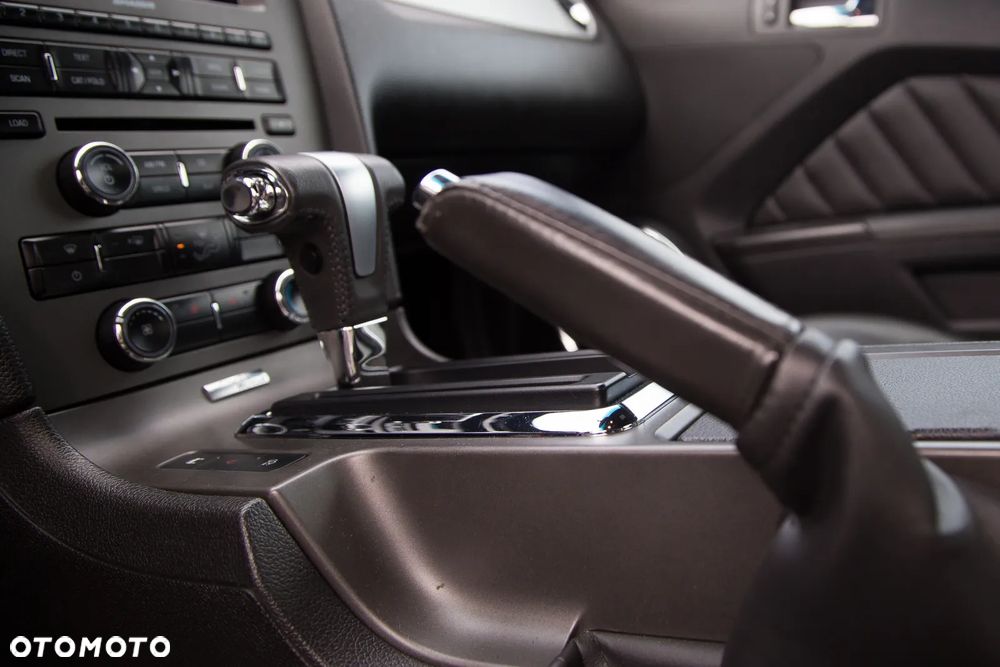 Ford Mustang 3.7 V6 Premium - 25