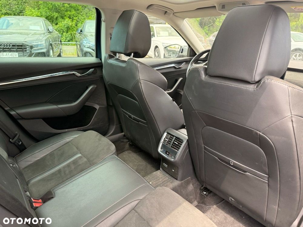Skoda Octavia 2.0 TDI 4x4 Scout DSG - 24