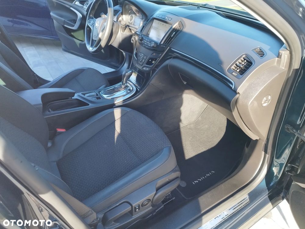 Opel Insignia - 26