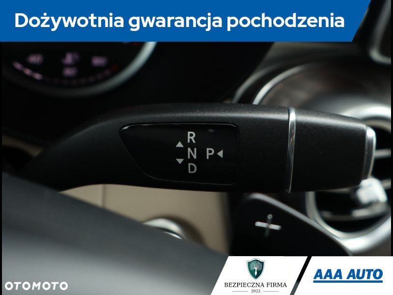 Mercedes-Benz GLC - 22