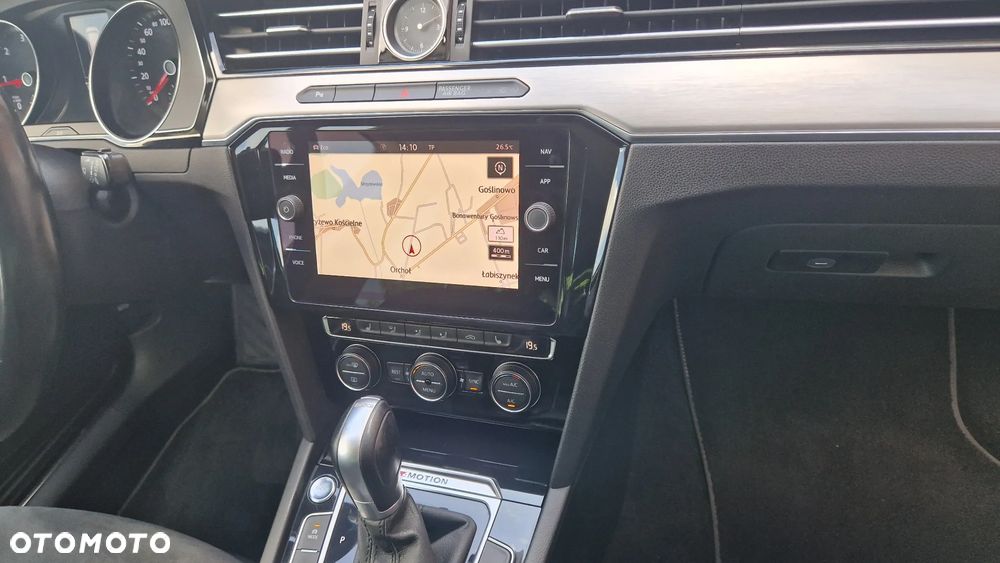 Volkswagen Passat 2.0 TDI Bi-Turbo BMT 4Mot Highline DSG - 18