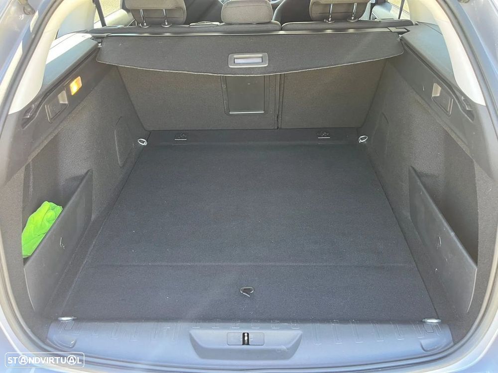 Peugeot 308 SW 1.5 BlueHDi Style J17 - 20