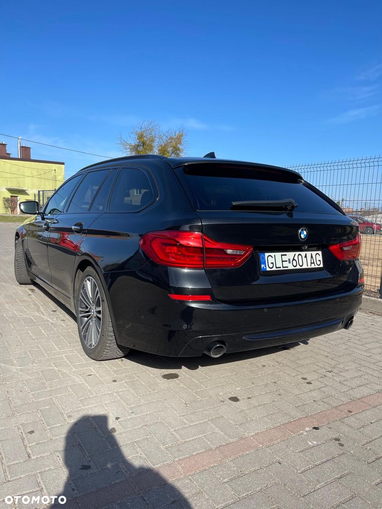 BMW Seria 5 520d Sport Line - 3