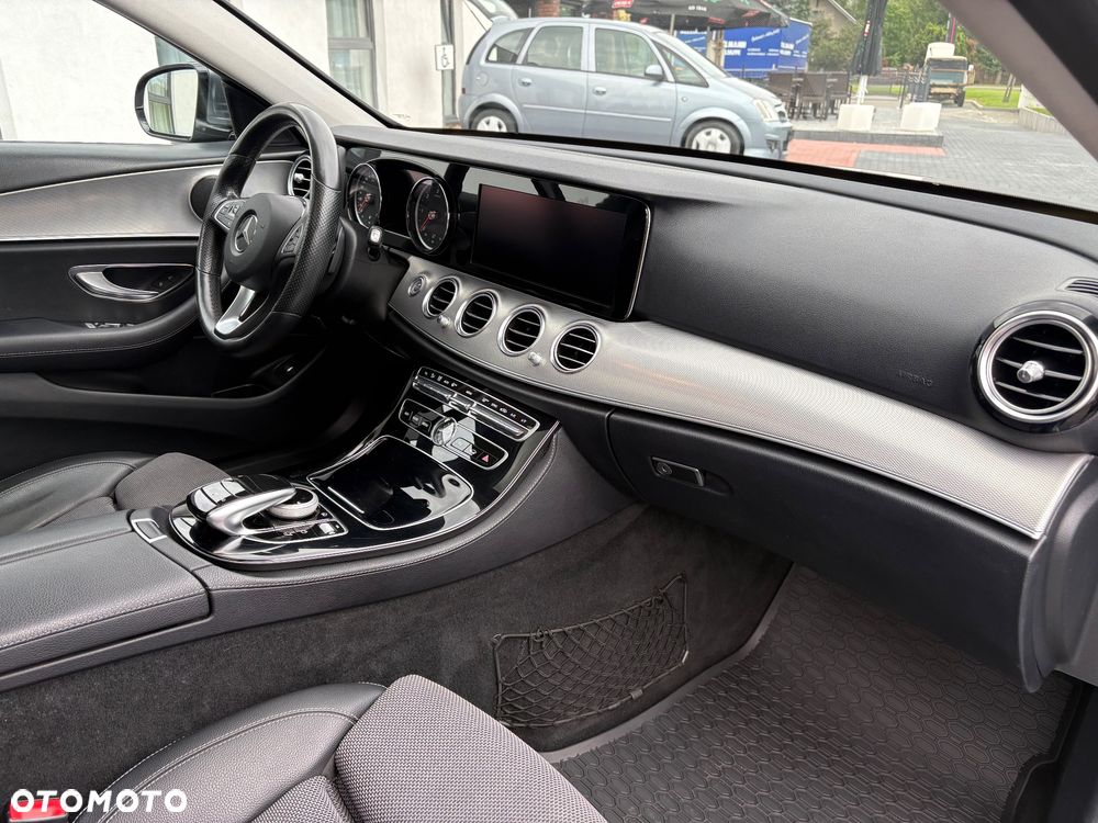 Mercedes-Benz Klasa E 200 d 9G-TRONIC Avantgarde - 17