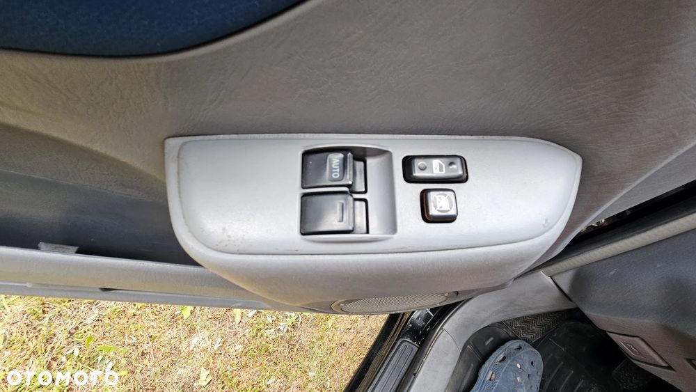 Toyota RAV4 1.8 VVT-i 4x2 - 17