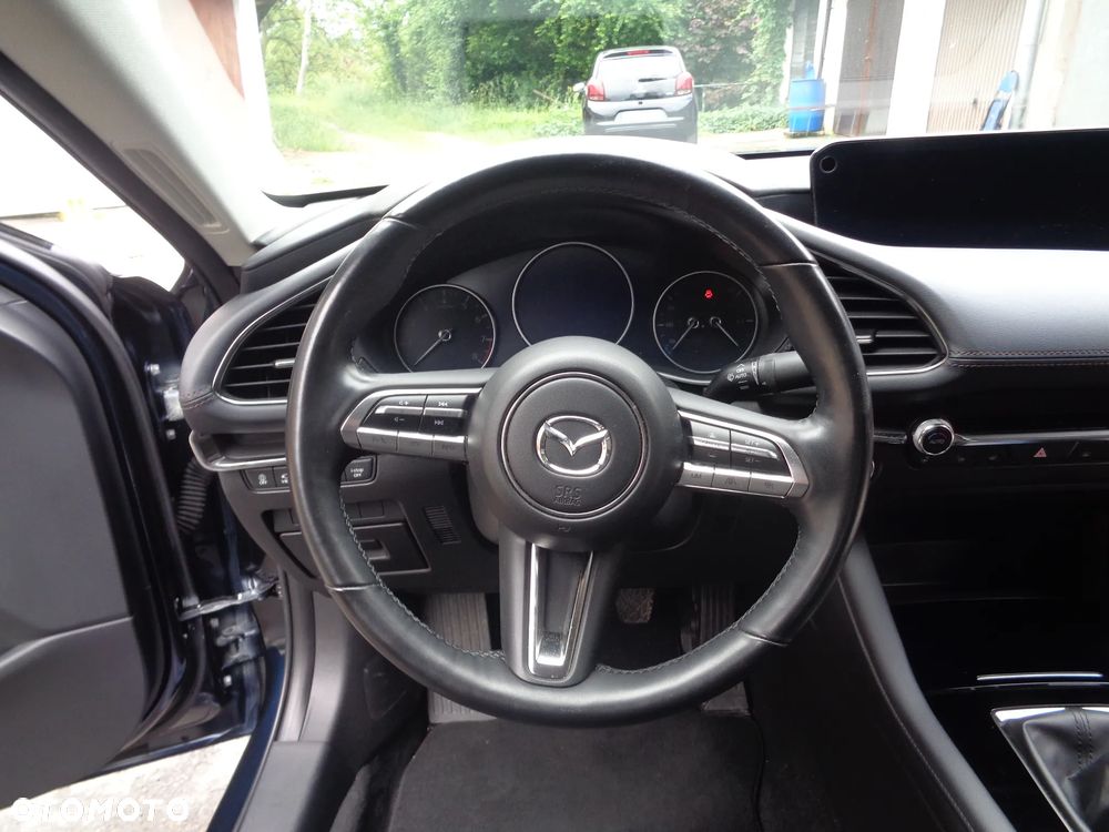 Mazda 3 2.0 mHEV Hikari - 20