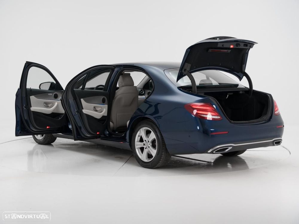 Mercedes-Benz E 220 - 5