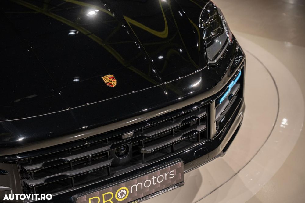 Porsche Cayenne S E-Hybrid - 10