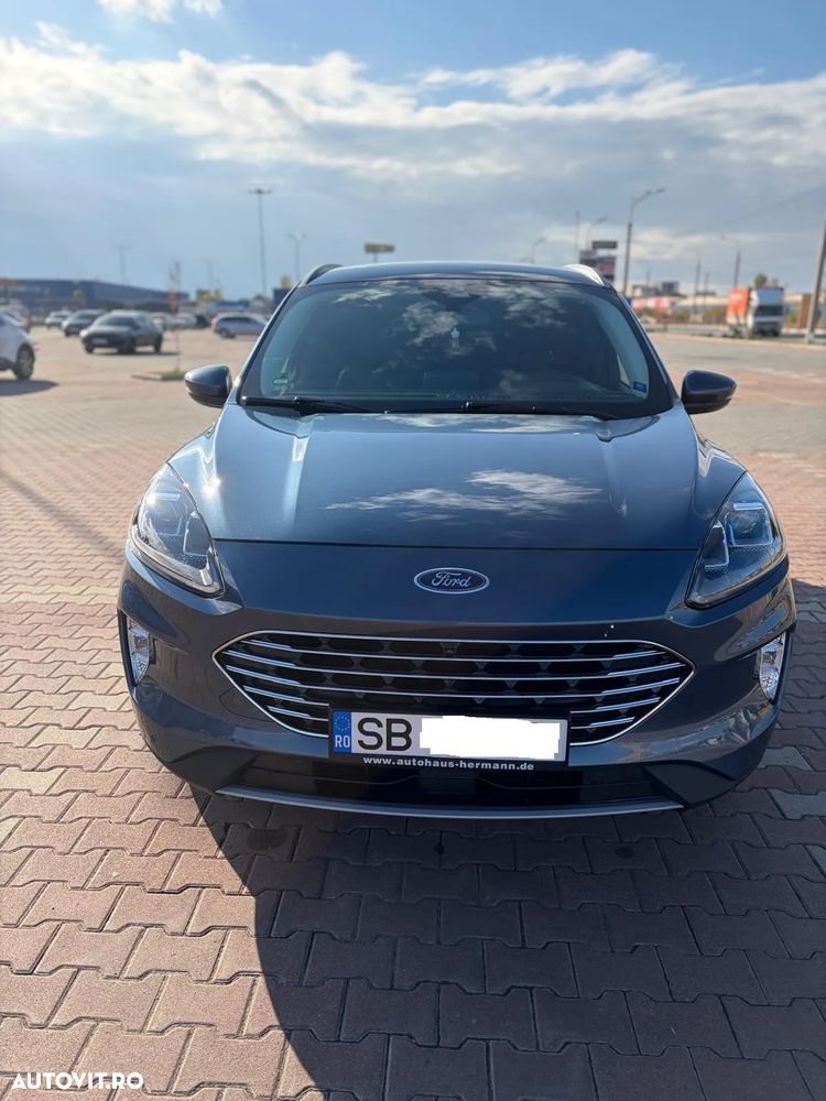 FORD Kuga 2023 — imagine 7
