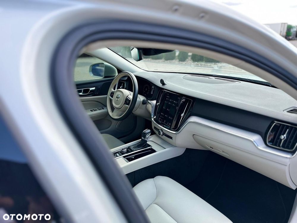 Volvo S60 T5 Inscription - 36