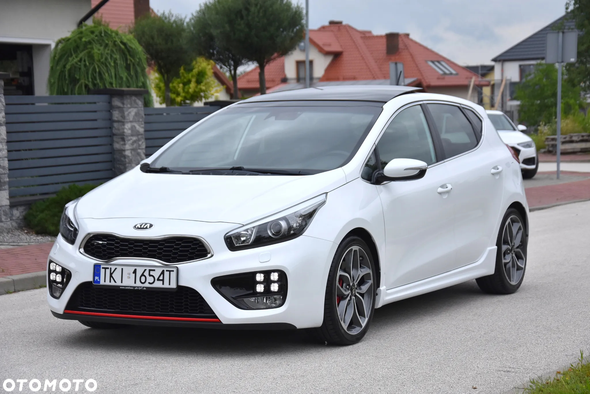 Kia Ceed 1.6 T-GDI GT-Challenge - 4