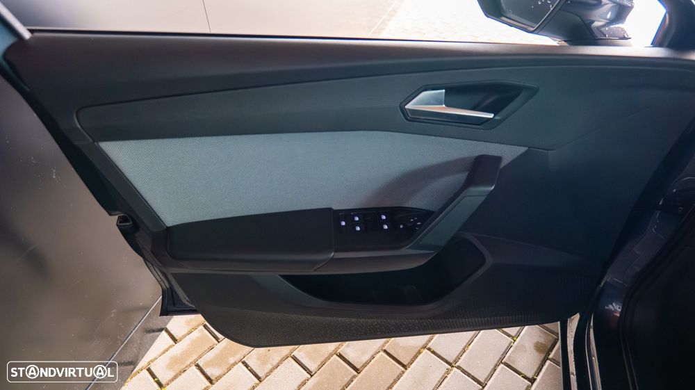 SEAT Leon 2.0 TDI Style - 11