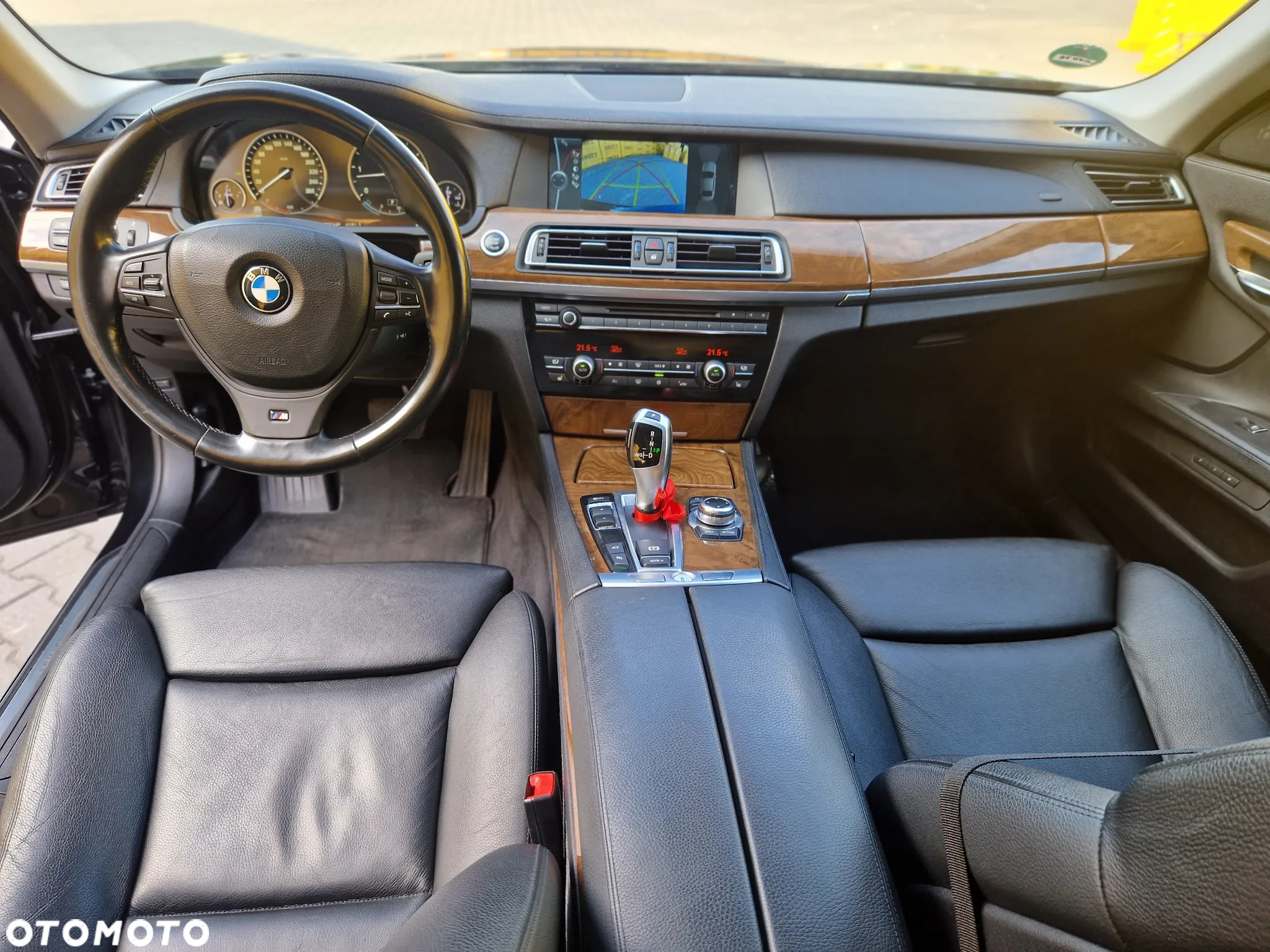 BMW Seria 7 730d - 32