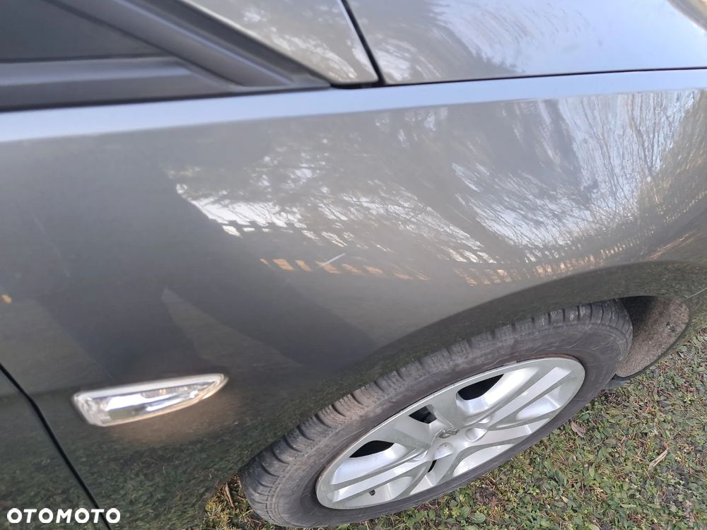 Opel Astra 1.4 T Enjoy - 10