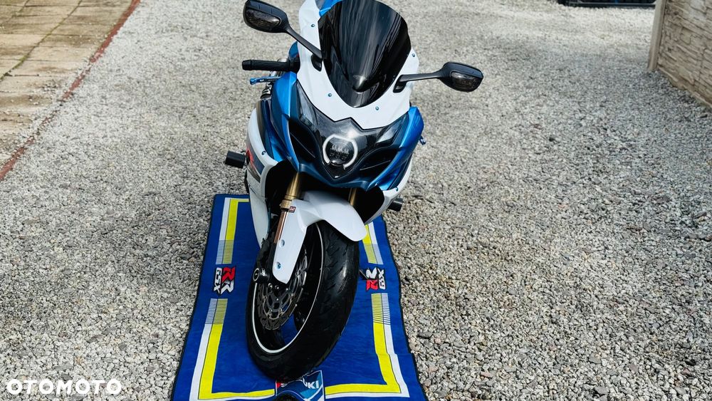 Suzuki GSX-R - 17