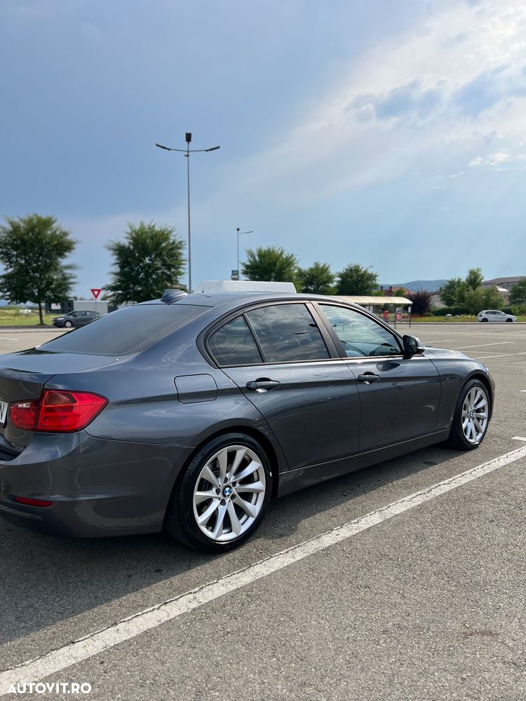 BMW 3 Series 2012 — imagine 7