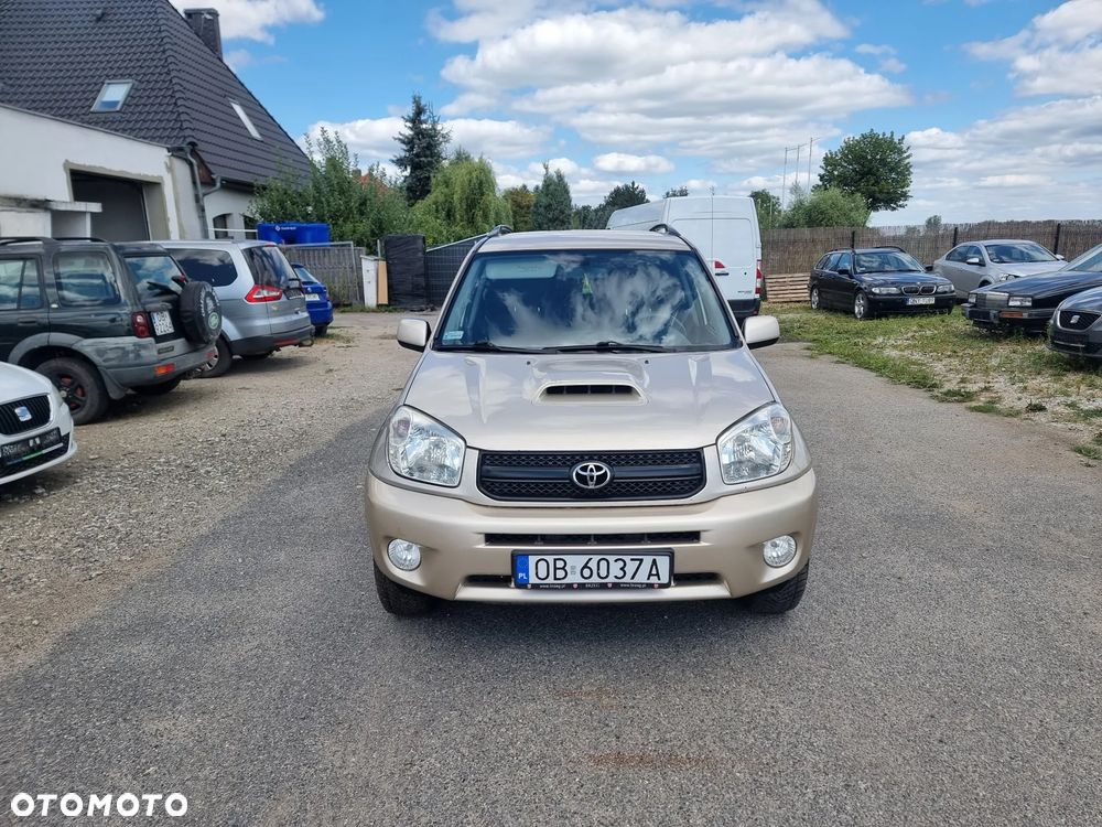 Toyota RAV4 D-4D 4x4 Sol - 3