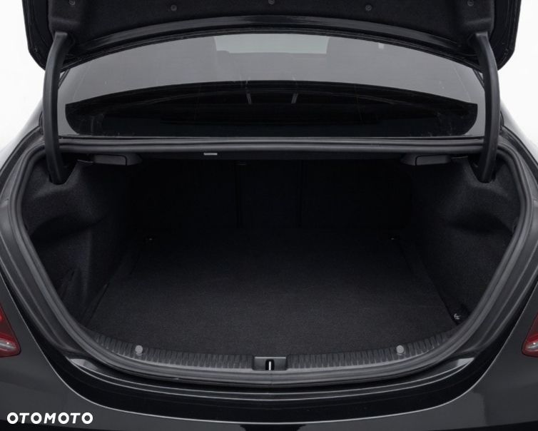 Mercedes-Benz Klasa C 300 d 4MATIC 9G-TRONIC - 10