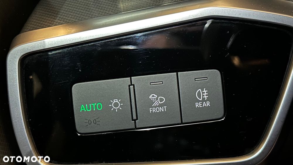 Audi A6 Avant 40 TDI quattro S tronic sport - 36