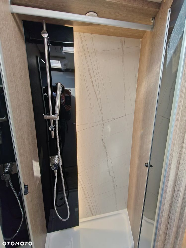 Roller Team ZEFIRO 267TL  OD RĘKI - EKSKLUZYWNY KAMPER Z ŁOŻEM MAŁŻEŃSKIM - KAMPERY RZESZÓW - 15