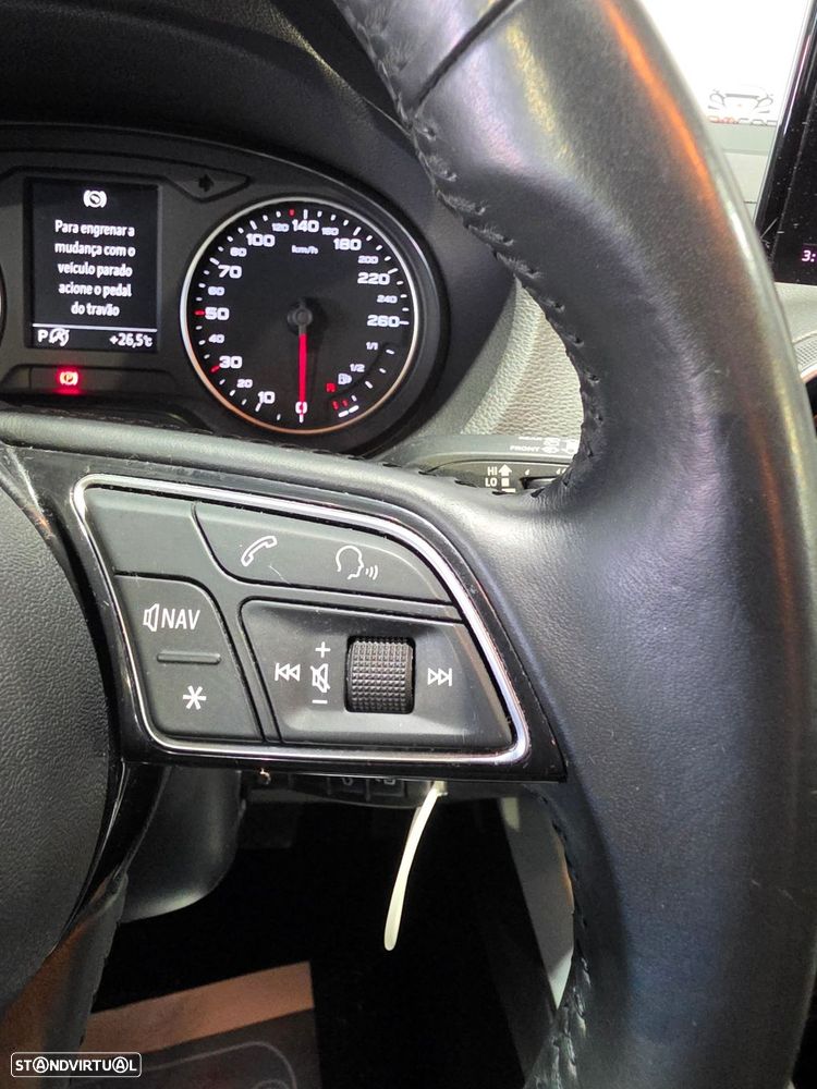 Audi Q2 30 TFSI Design S tronic - 28