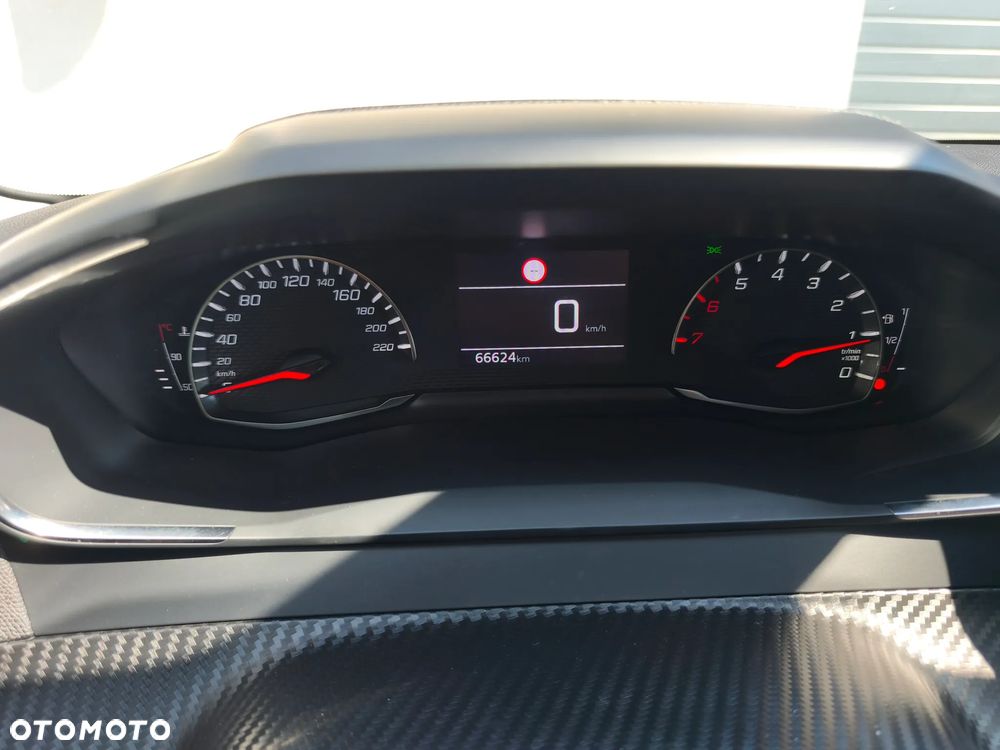Peugeot 208 1.2 PureTech Style S&S - 30