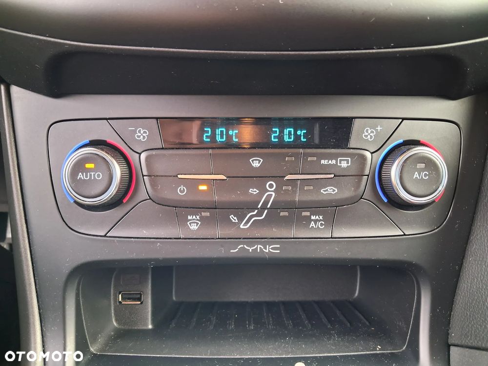 Ford Focus 1.5 EcoBoost Trend ASS - 22