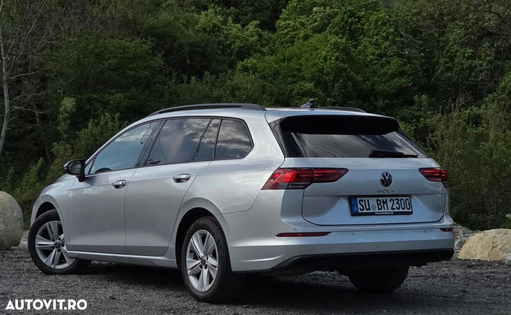 Volkswagen Golf - 3