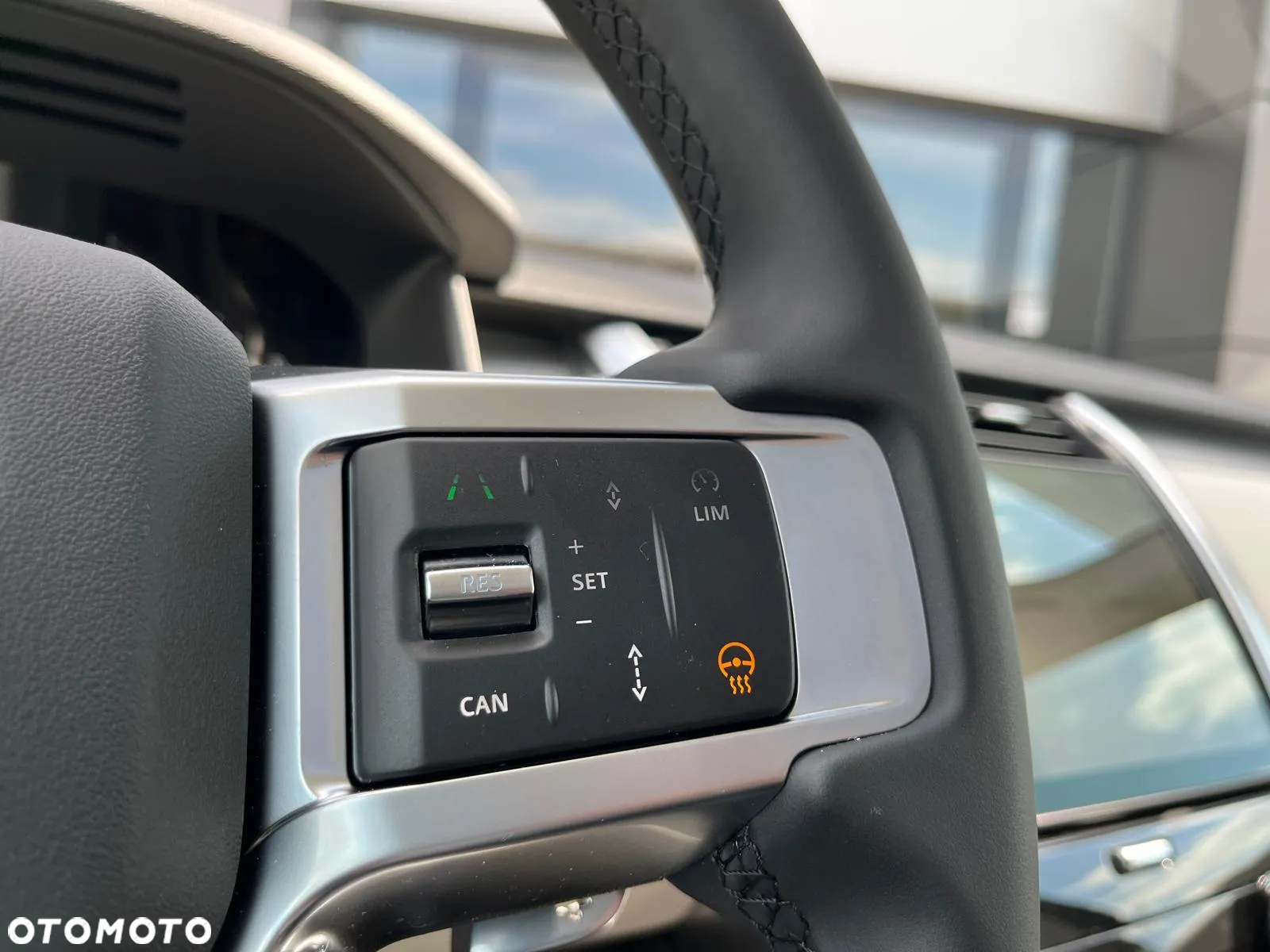 Land Rover Discovery - 16