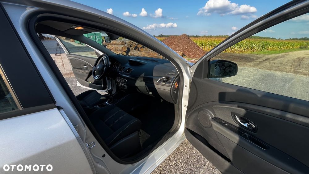 Renault Megane Grandtour ENERGY TCe 115 Start & Stop Authentique - 8