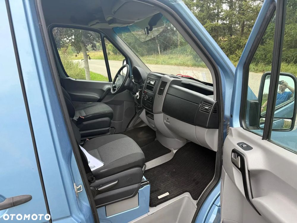Mercedes-Benz Sprinter - 10