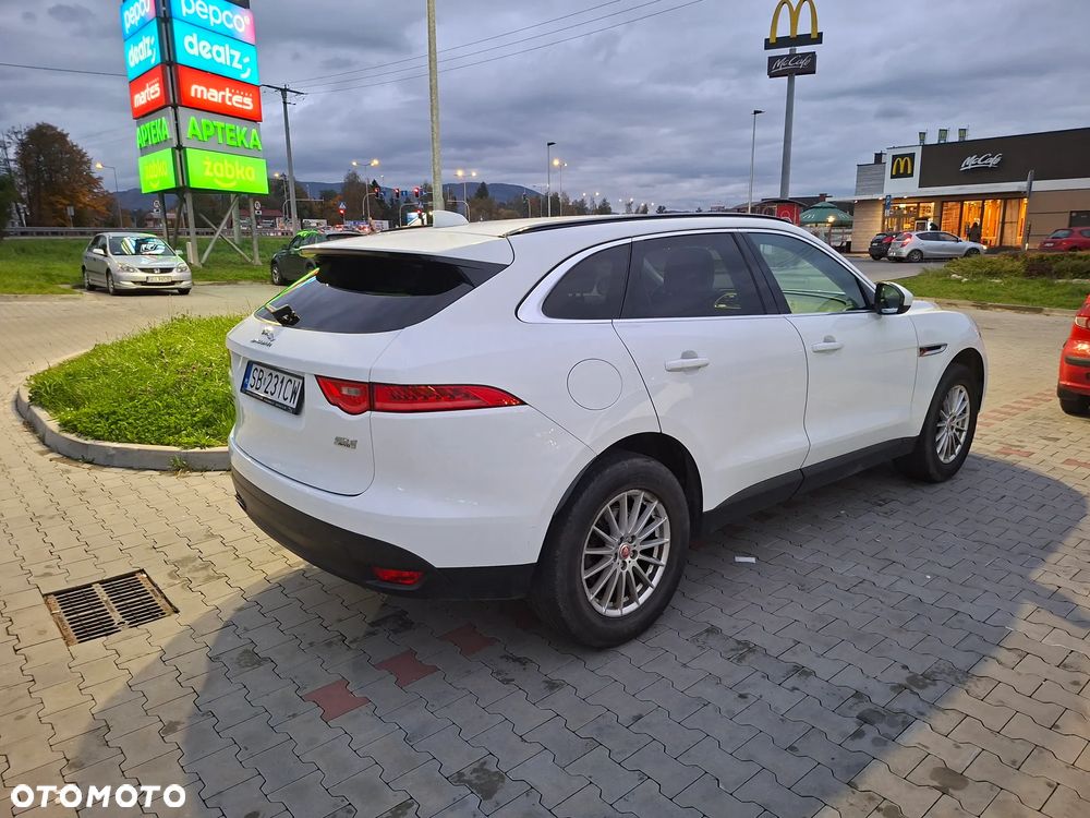 Jaguar F-Pace 2.0 i4D AWD Prestige - 25