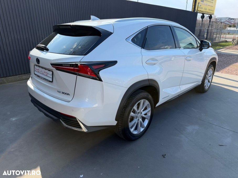 Lexus Seria NX 300h AWD Business - 4