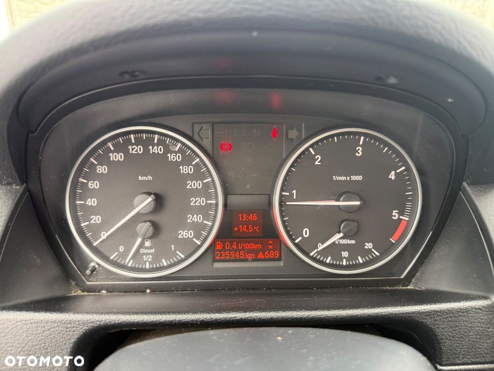 BMW X1 - 8