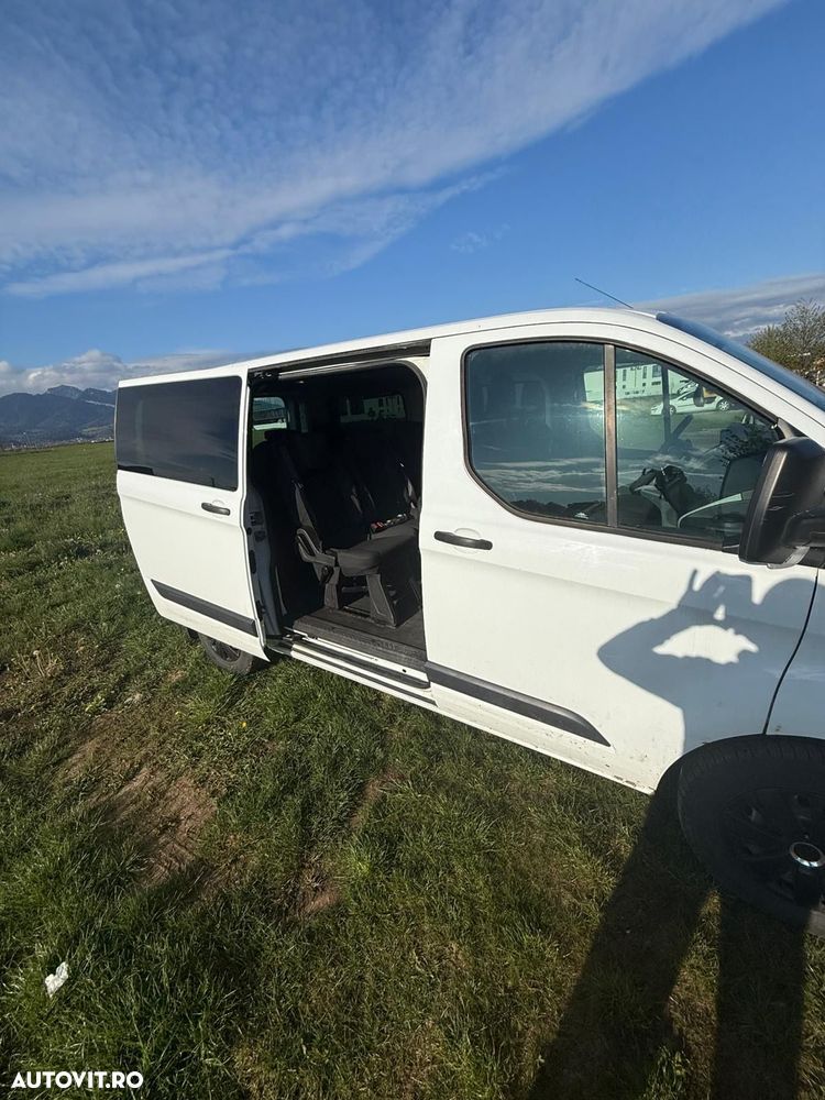 Ford Transit custom 8+1 - 14
