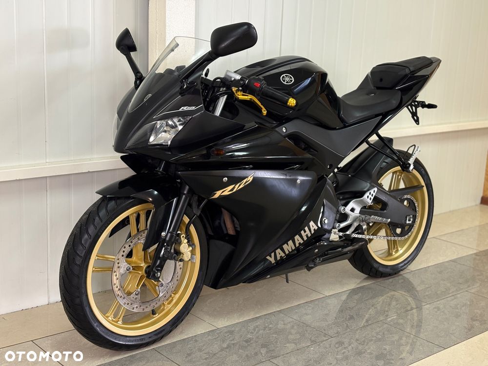 Yamaha YZF - 4